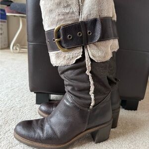 NWOT Nine West Brown & Cream Leather Boots with Buckle in Size 9